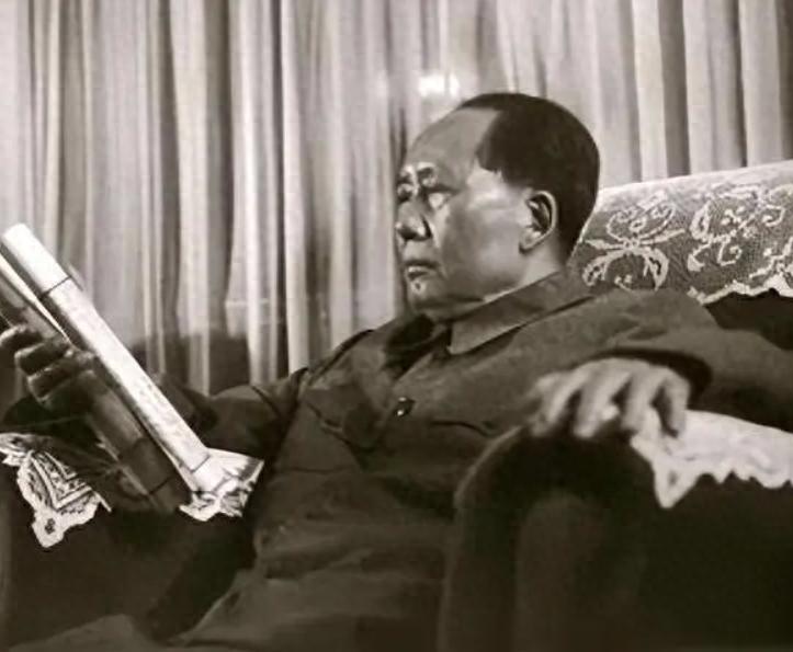 作为新中国的开国领袖，毛主席做出的贡献和丰功伟绩不必多言，大家都知道。可在他身上