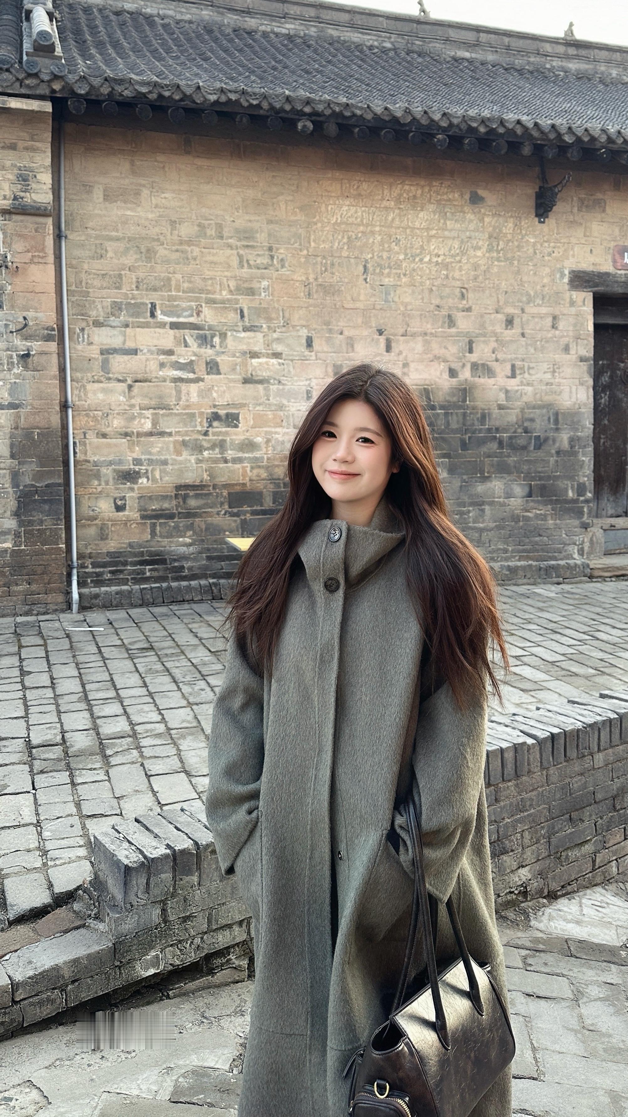 平和 坚韧 不悲伤