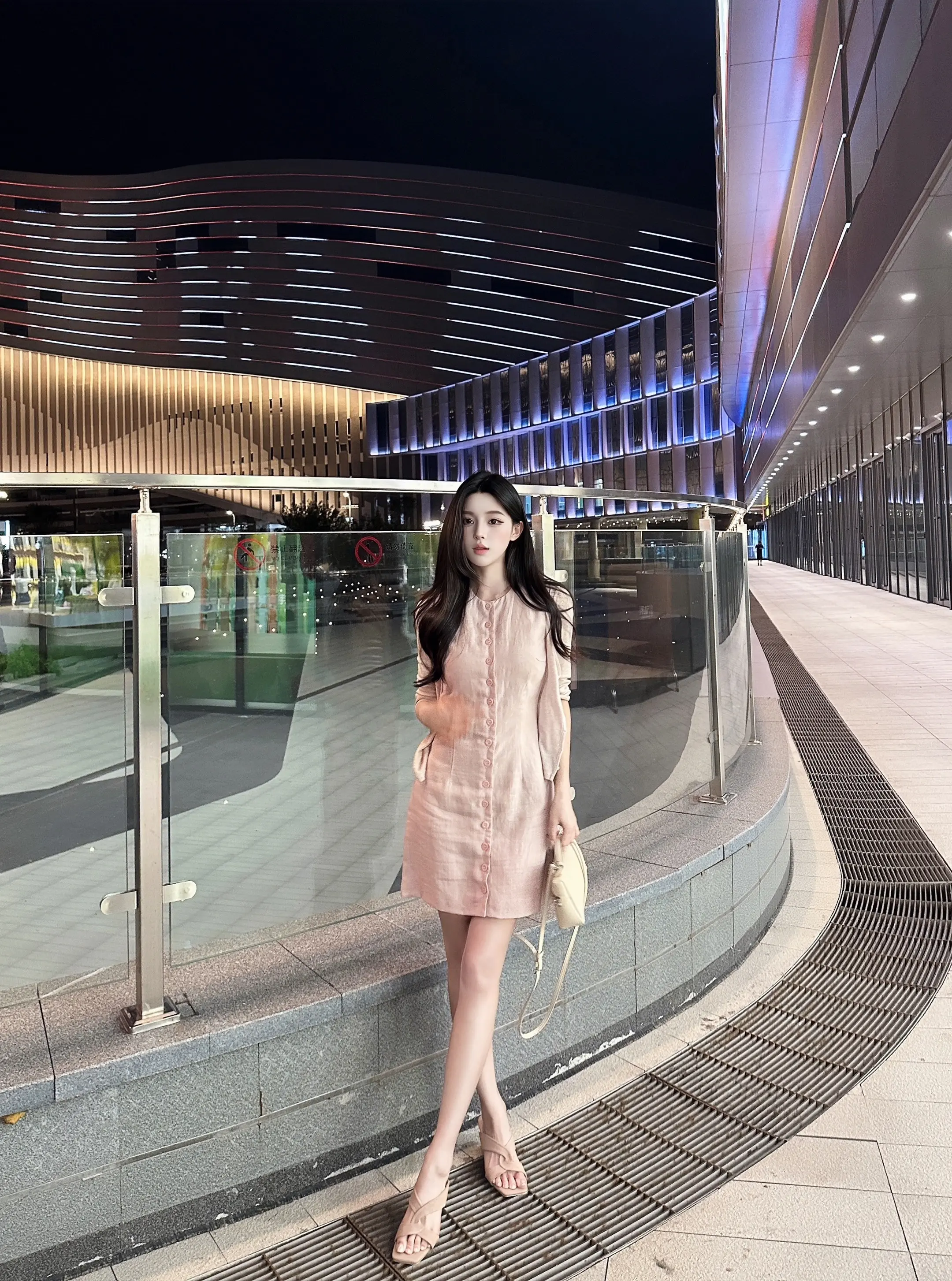 打扮的理由不是去见谁 而是我今天心情很好