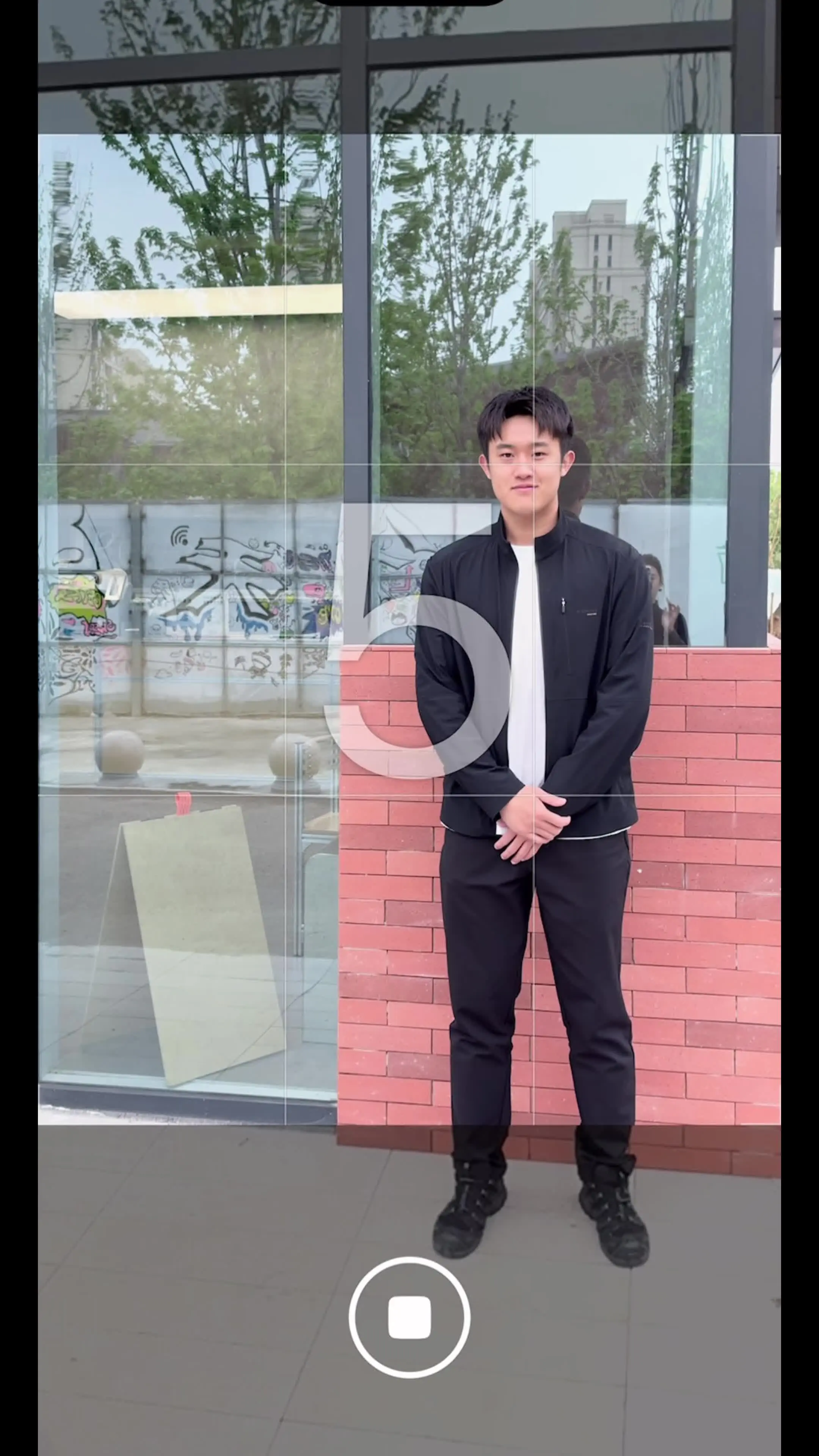 这是我们在一起的第六年  我们从青涩到成熟 是好友是爱人是彼此 是包容...
