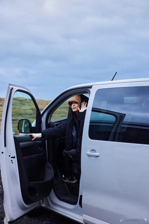 花少摄影师发了99张北斗七行99 张照片每一张都戳中人心！冰岛的极光、黑沙滩的壮