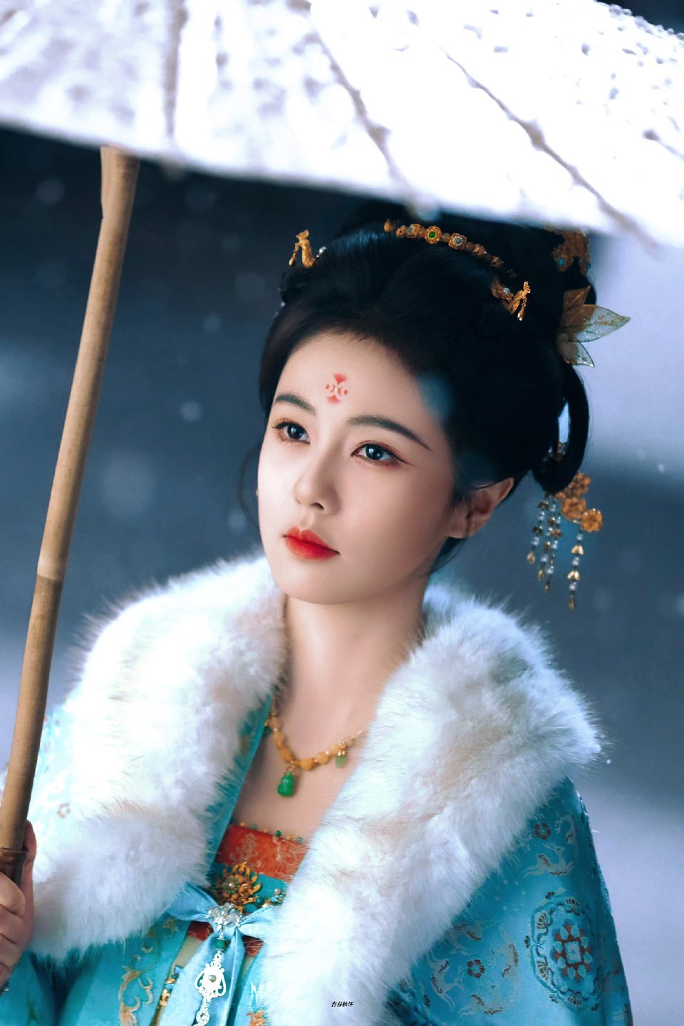 谁能懂白鹿真的好大方除夕夜的红包所有人都能领取欢迎来看唐宫奇案🧨白鹿真的好大方