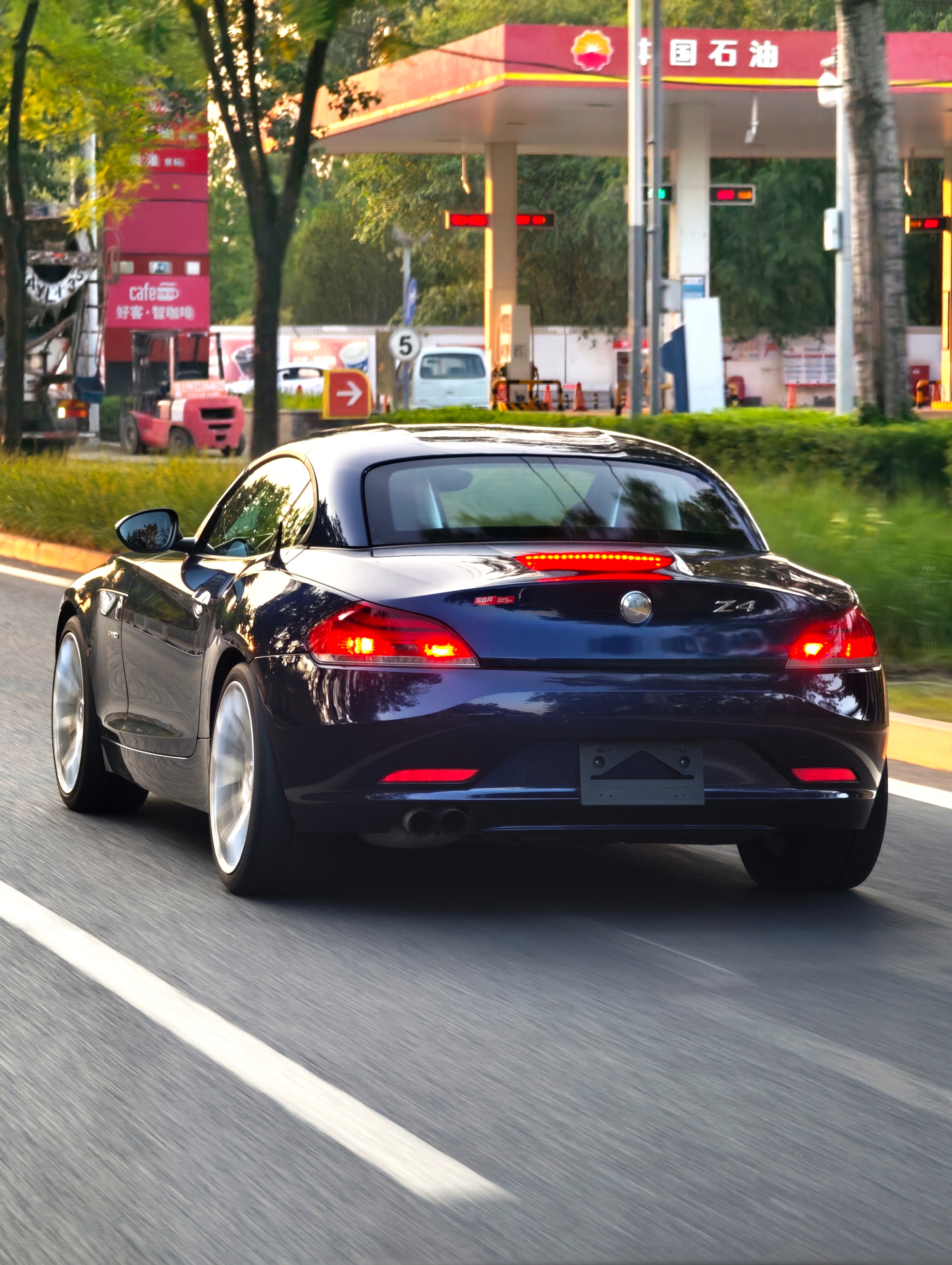 路遇E89 Z4真漂亮啊[爱你] ​​​