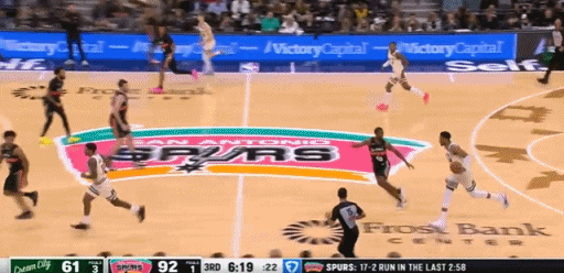 转换反击上篮2+1~！！！ 