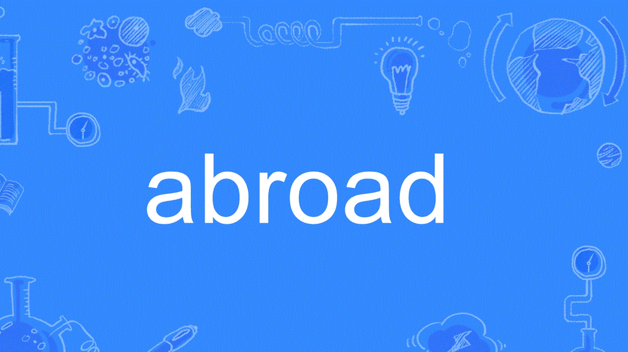 副词abroad考点   
副词abroad是常用词、常考词。abroad指“在