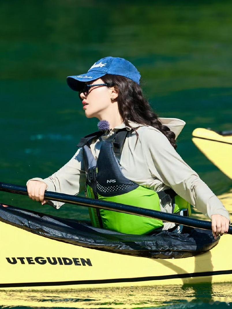 马思纯 当生长痛成为生命力好爱看马思纯大笑，那是一种发自心底的轻松，特别能感染人