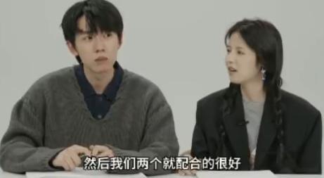 张耀和鹤男的“即兴发挥”真是让整个拍摄现场都充满了笑声，大家的反应简直让人捧腹大