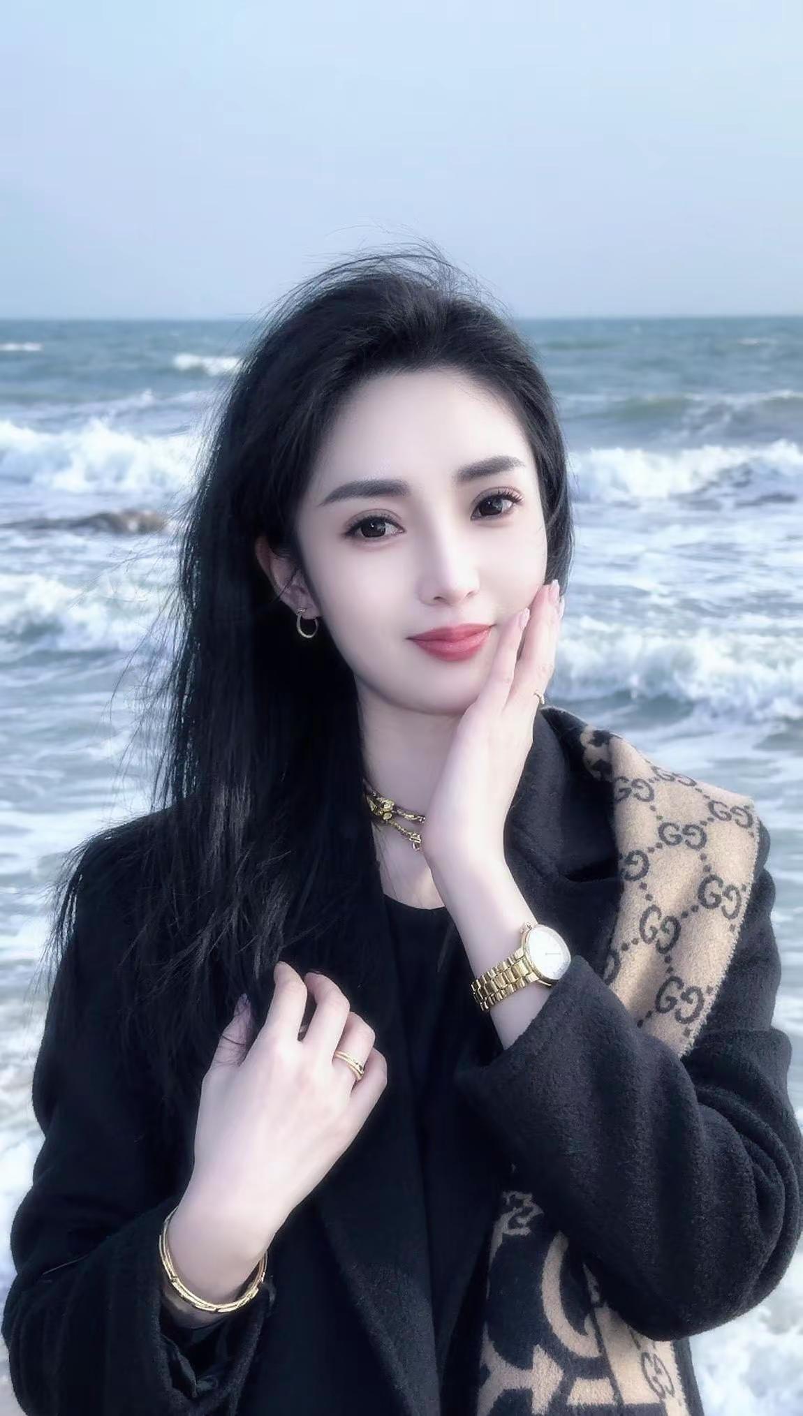 ᴴᴬᵛᴱ ᴬ ᴳᴼᴼᴰ ᵀᴵᴹᴱ◡̈ 🍺酒从眼前过，不喝是罪过