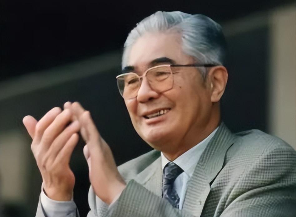 红色资本家荣毅仁89岁在北京逝世，留下的5个子女，今现状如何？在上个世纪，有一户