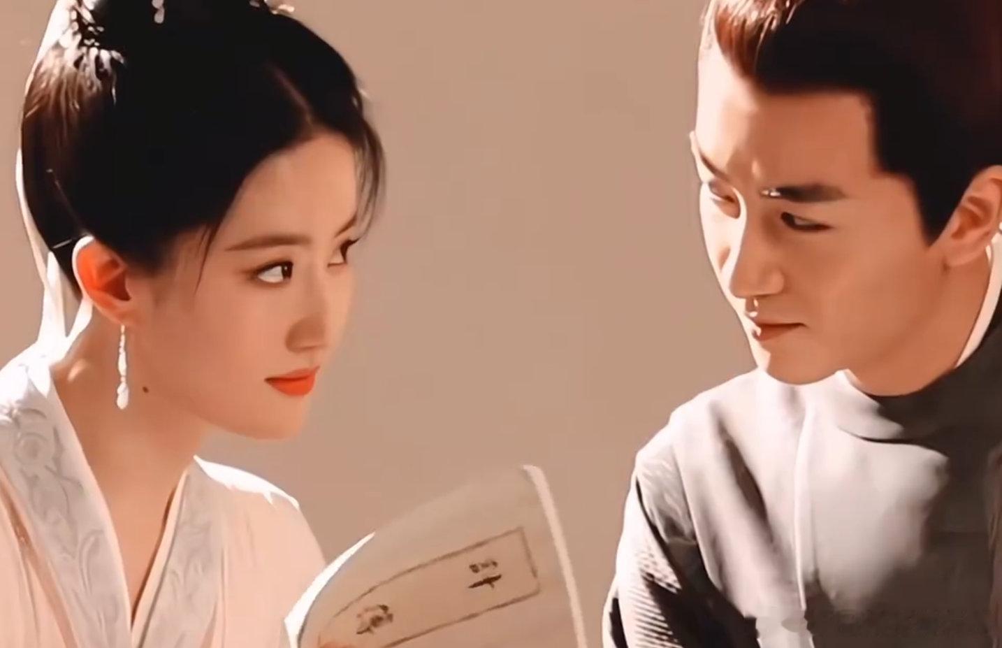 曝刘亦菲陈晓二搭宴三合曝刘亦菲陈晓二搭刘亦菲陈晓二搭宴三合时隔多年再次合作，相信