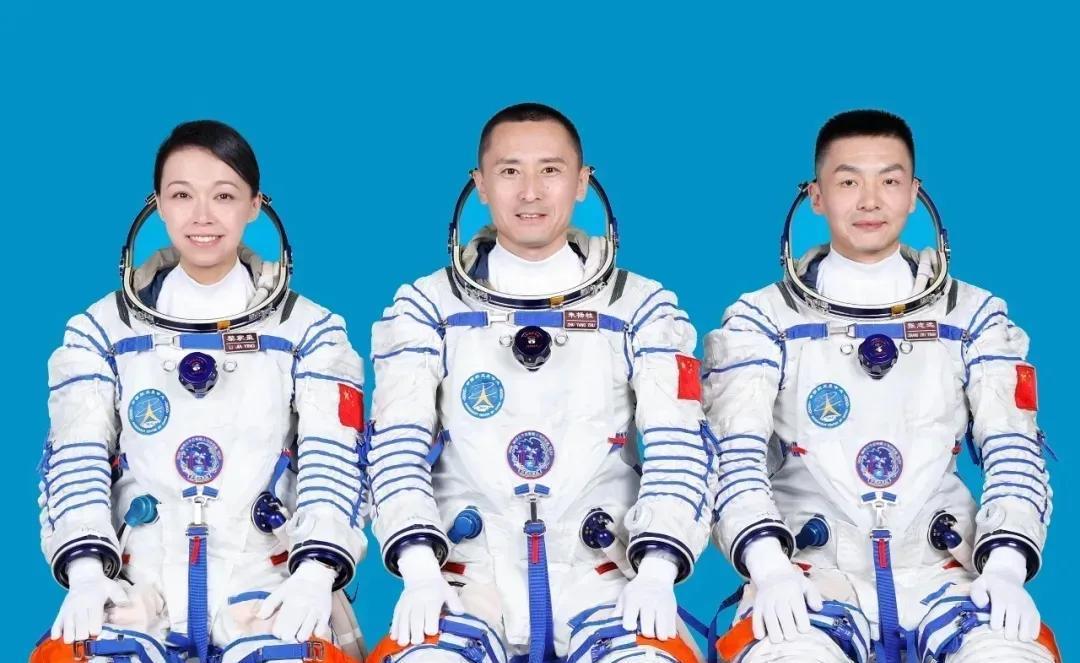 神舟二十三号5月24日发射！乘组正式公布：3名老航天员无缘飞天

神舟二十三号确