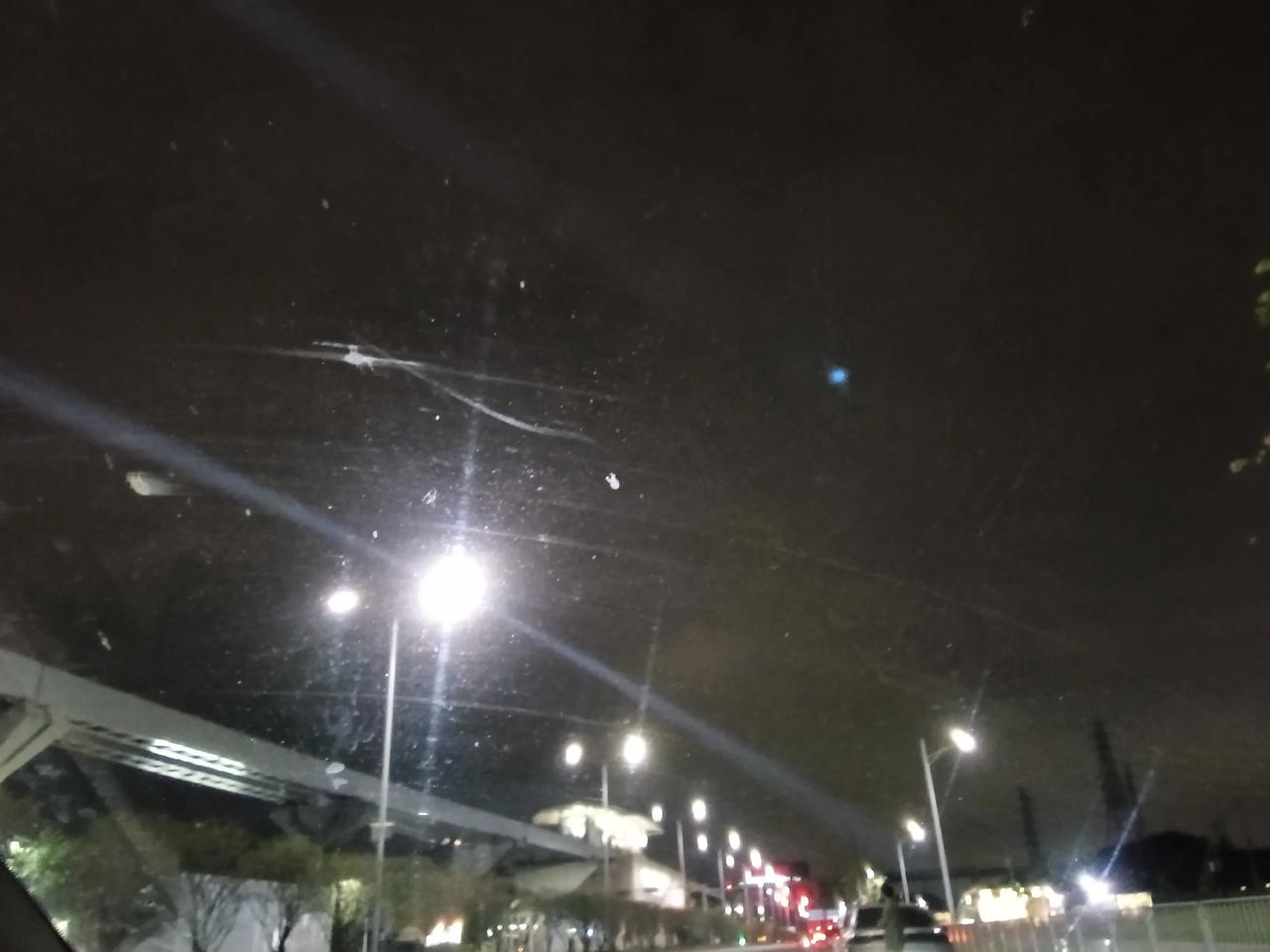 河南都下雪了！
深圳今天也开始降温，上午开车还打着空调，现在车外温度都已经下降到