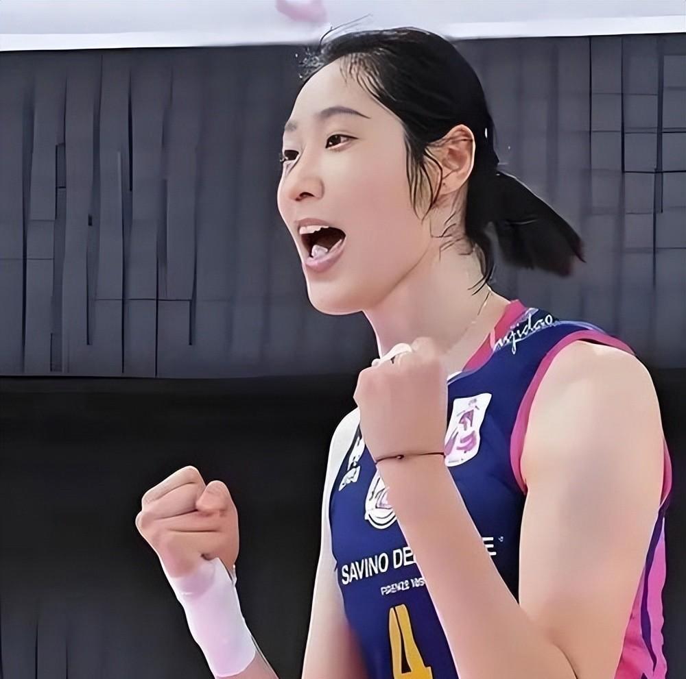 一早醒来：朱婷再次拿到最高分！

欧冠1/4决赛，科内对泽仁体育，朱婷发挥出色，