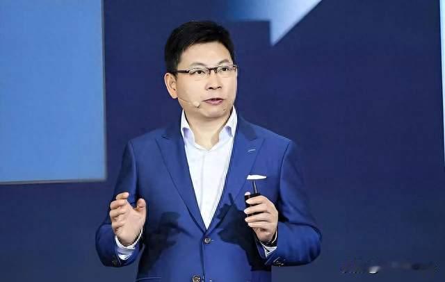 手机还在涨价：余承东说每部多花1300元，三星都扛不住了