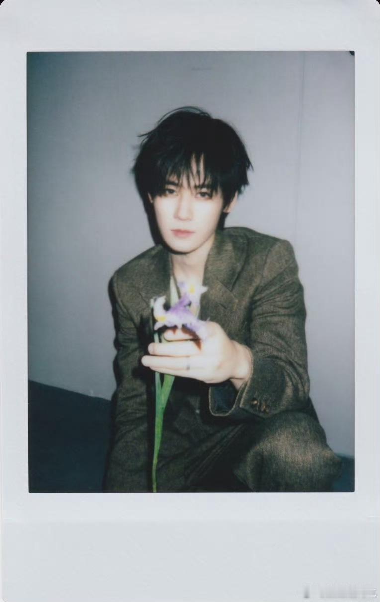 张真源新歌无名氏张真源新歌进度条是戒指💜终于等到！张真源新歌《无名氏》和大家见