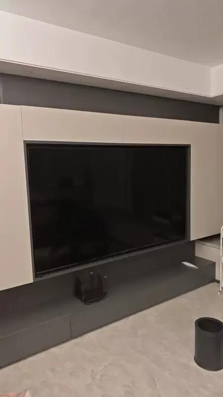 被娃看手机折磨惨了，没想到电视可以来救场！
 
暑假一到，家里的小神兽就开启了手