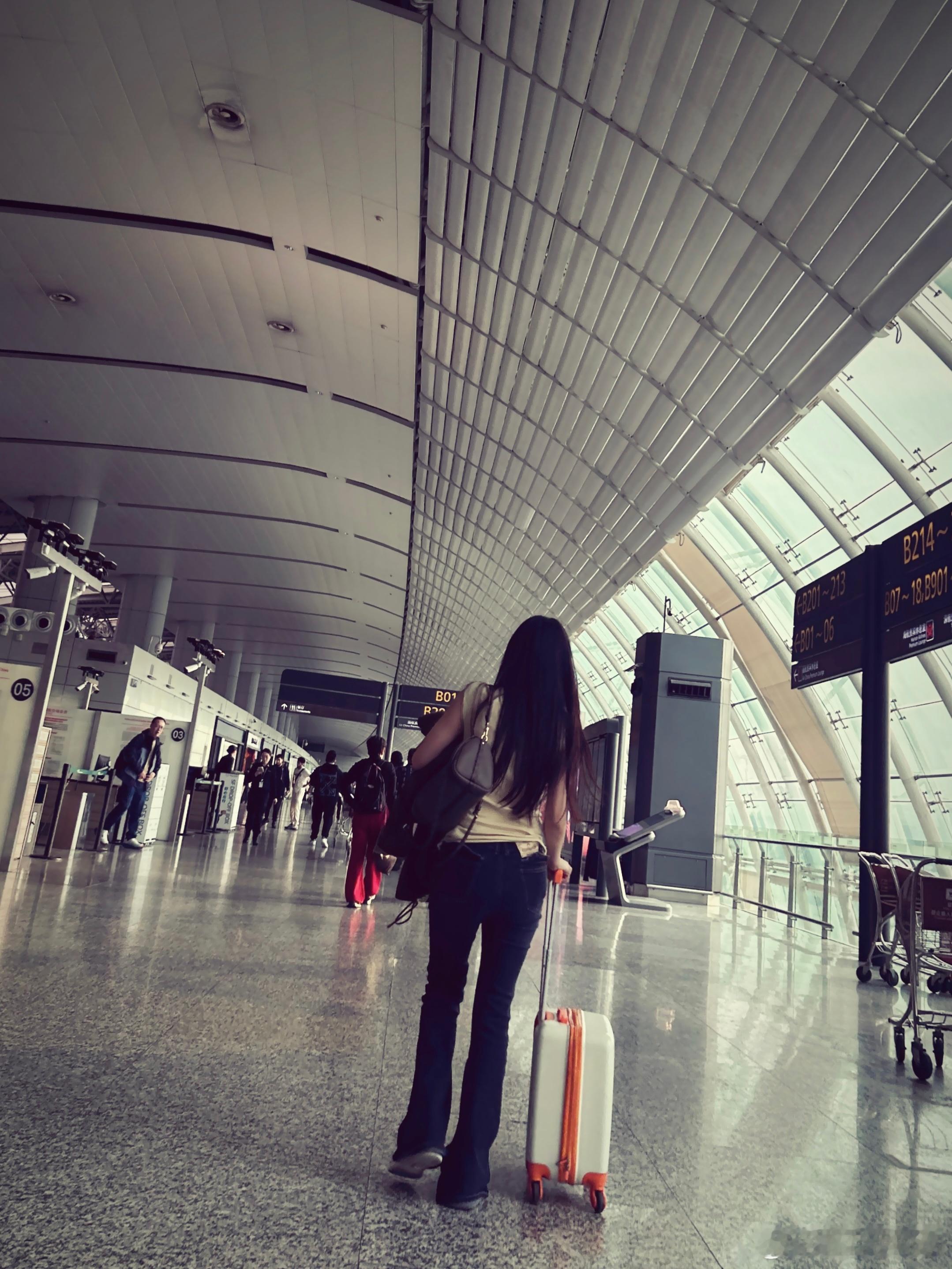 立春  要去哪里呢 广州·广州白云国际机场