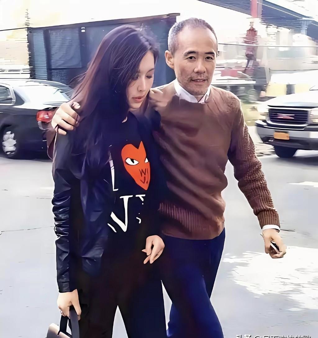 【73岁王石+42岁田朴珺，这对CP简直是“商业级”婚姻范本！
】
都说他俩迟早