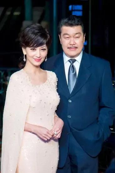 赵雅芝
黄锦燊
夫妻照
