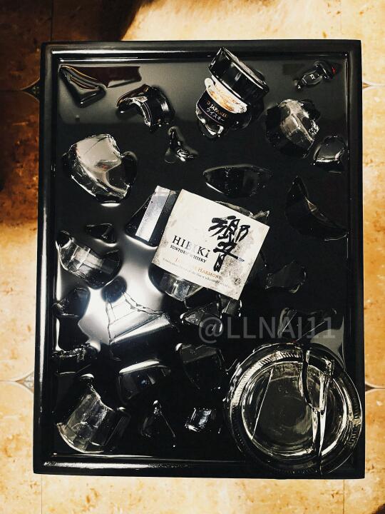 酒瓶子也是用上了