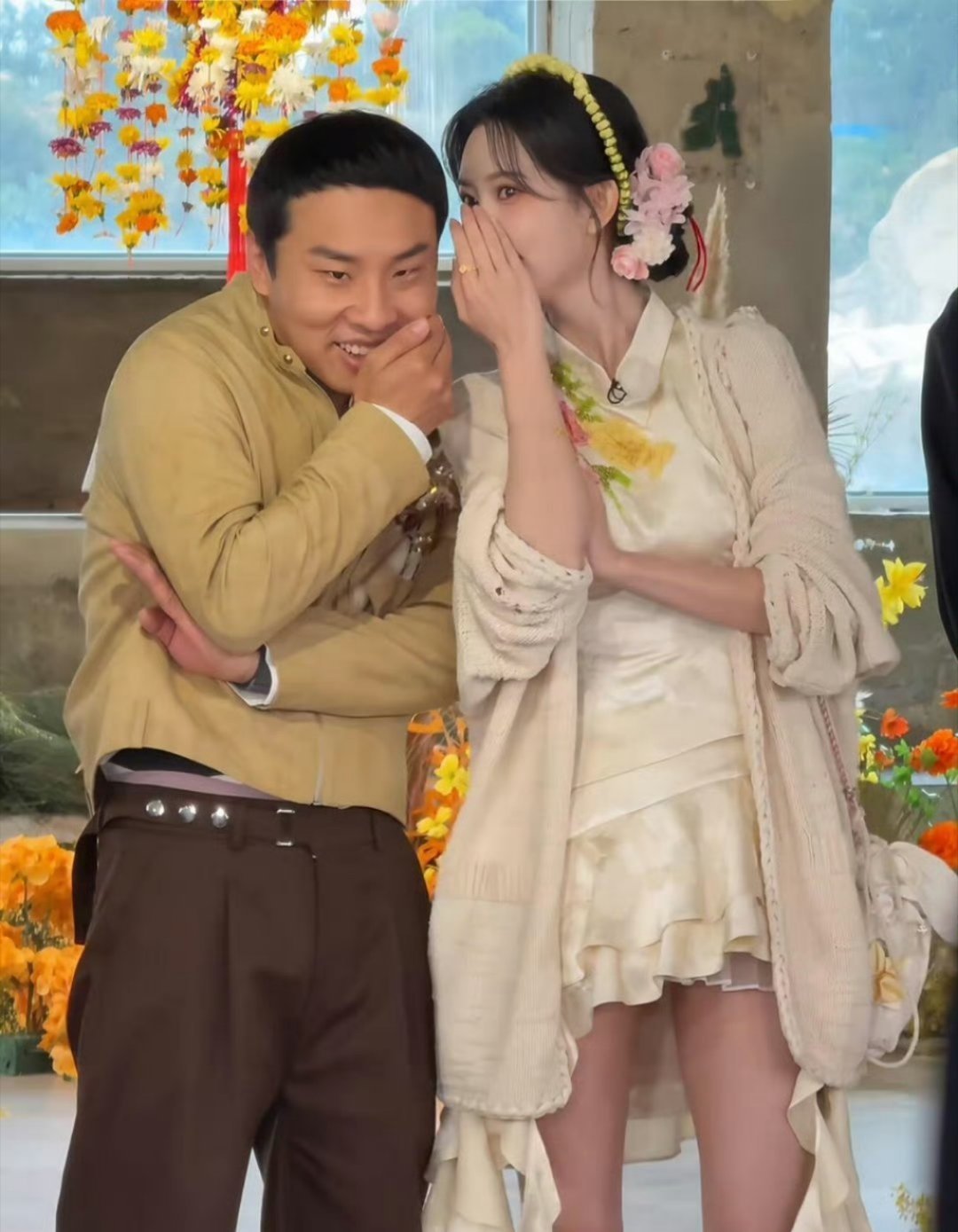 孟子义徐志胜密谋也不藏着掖着奔跑吧 跑男名场面太有趣了！孟子义叮嘱徐志胜好好表现