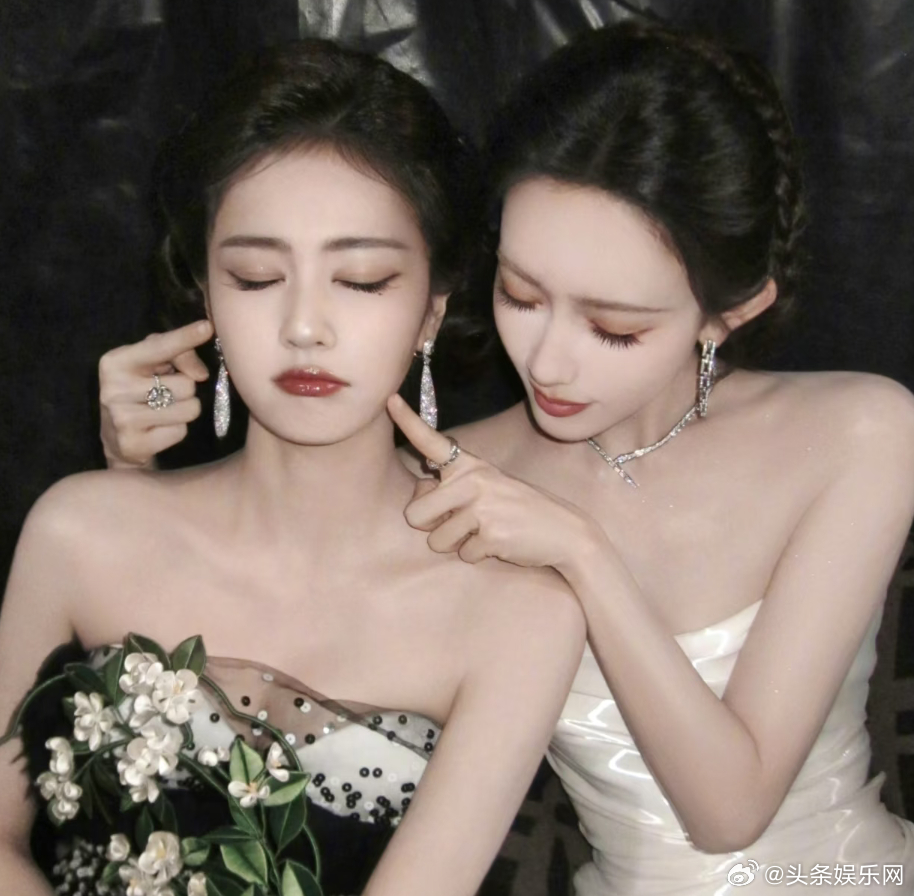 跑男集体帮白鹿剧宣孟子义白鹿在角落贴贴奔跑吧跑男直播的时候，沙溢念了一句期待6月