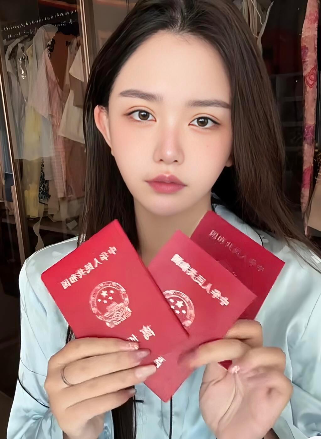 韩安冉发文说问心无愧这个婚离的也太抓马了！每次都搞得轰轰烈烈，网红也是太会炒热度