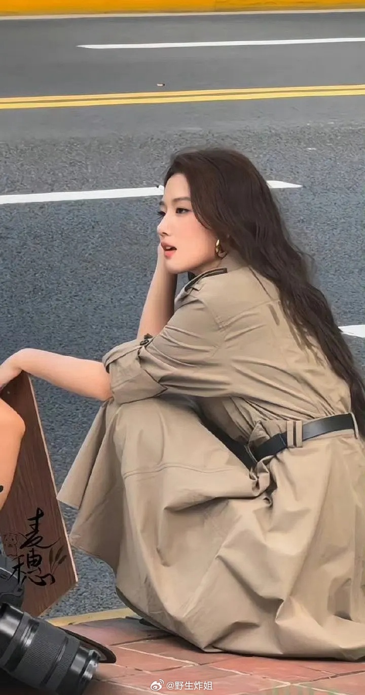 卢昱晓今日品牌活动怎么样？这还不美晕了 ​​​