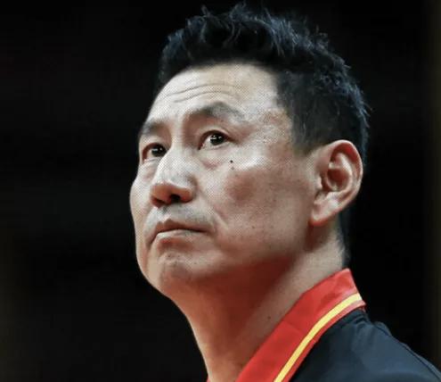 随着李楠解禁复出，可能会带来以下三个重要的连锁反应：1、北京首钢现任主教练许利民