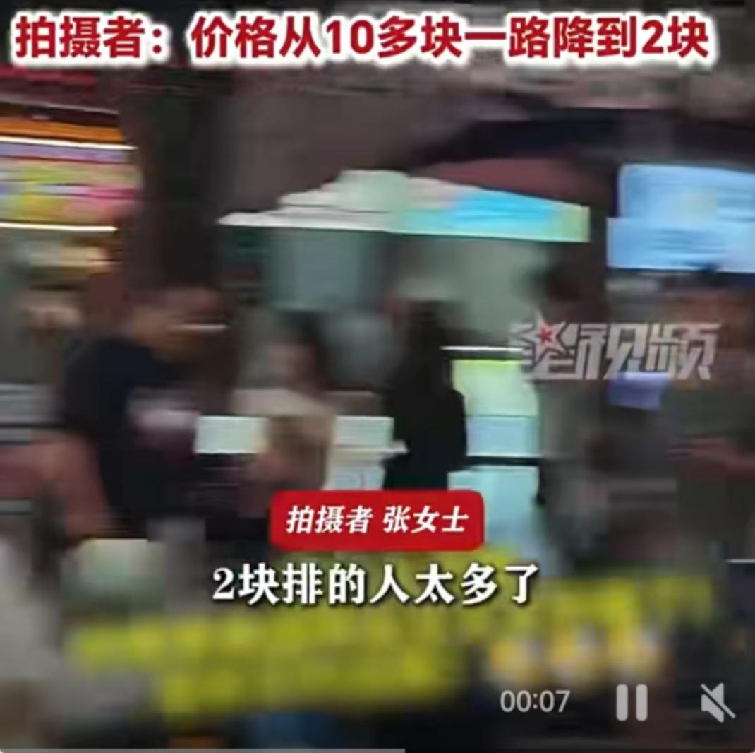 炎炎夏日，夜市本该是烟火气与冰镇饮品的天堂。然而近日，浙江丽水的一处夜市却因为几
