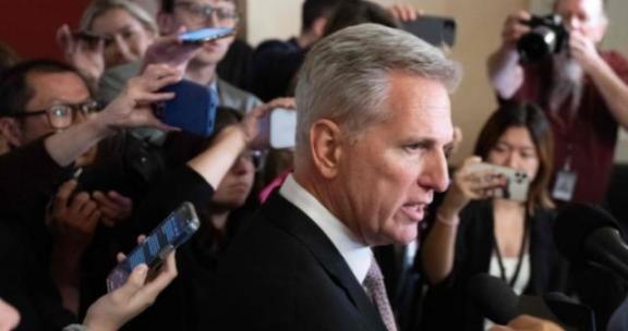 美议员：对付中国最好的办法，就是停止购买中国生产的任何产品，全部购买美国的产品。