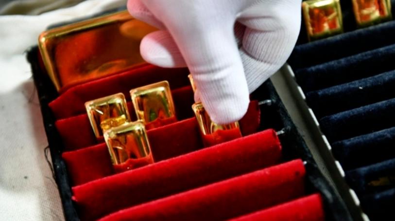 布基纳法索当局已暂停出口手工采矿者开采的黄金


布基纳法索当局已暂停黄金和宝石