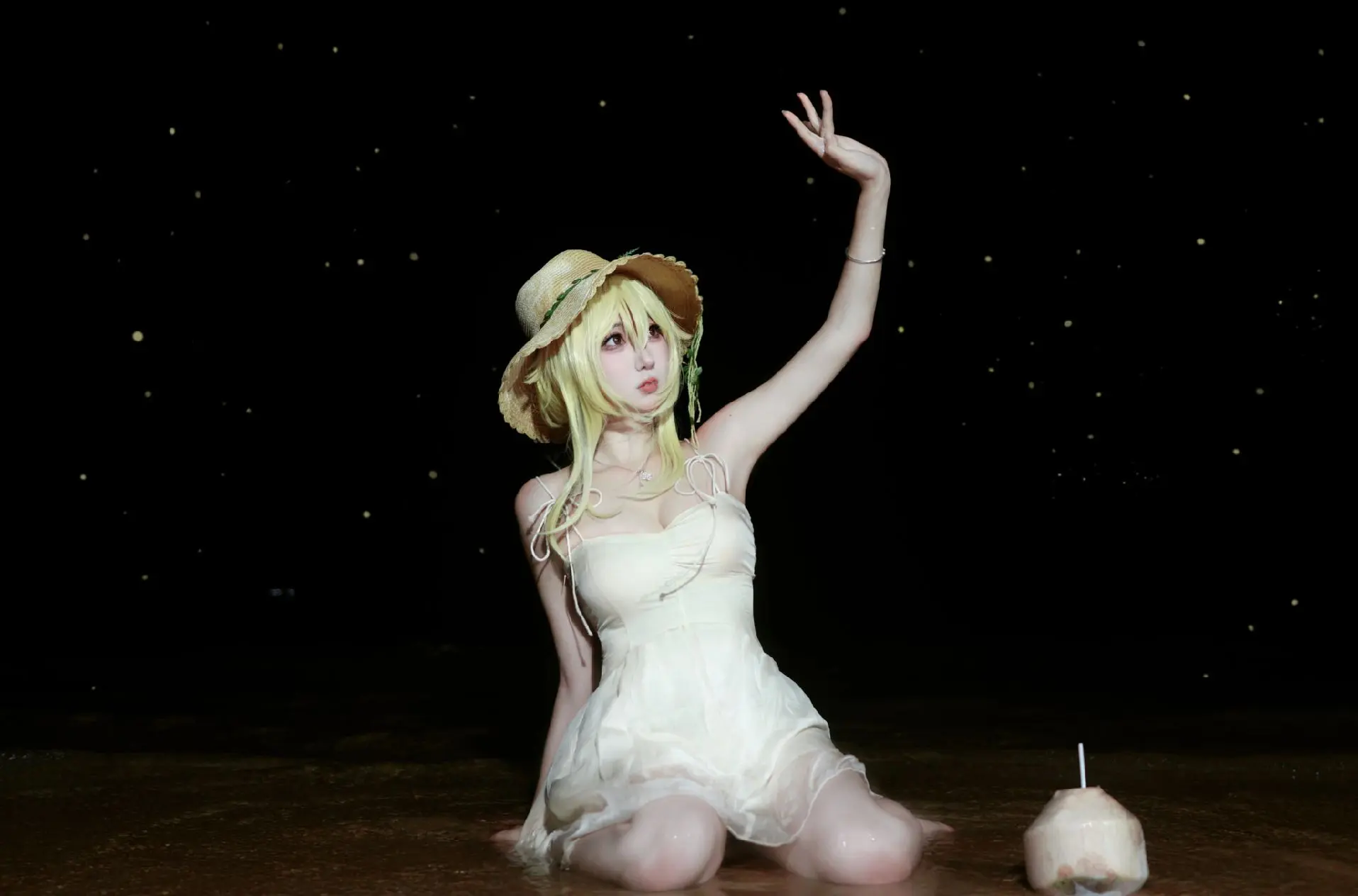 夜晚，海边，少女。