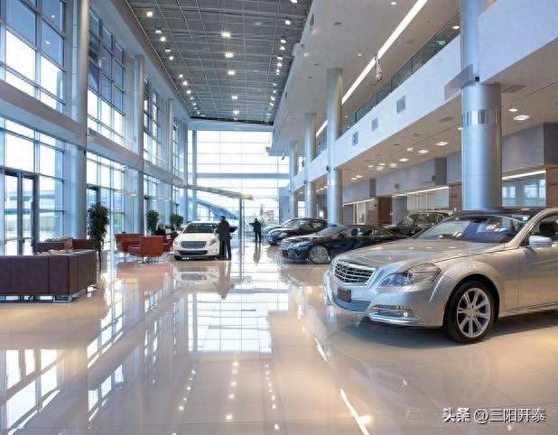 4S店报价6800，路边店几十块修好，差价到底喂饱了谁