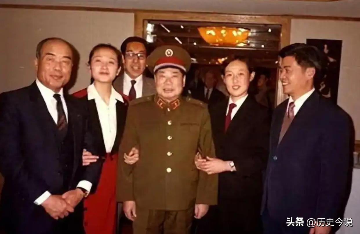 1990年79岁杨得志再婚，迎娶志愿军老兵，新婚一席话尽显家国深情
 
阅读此文