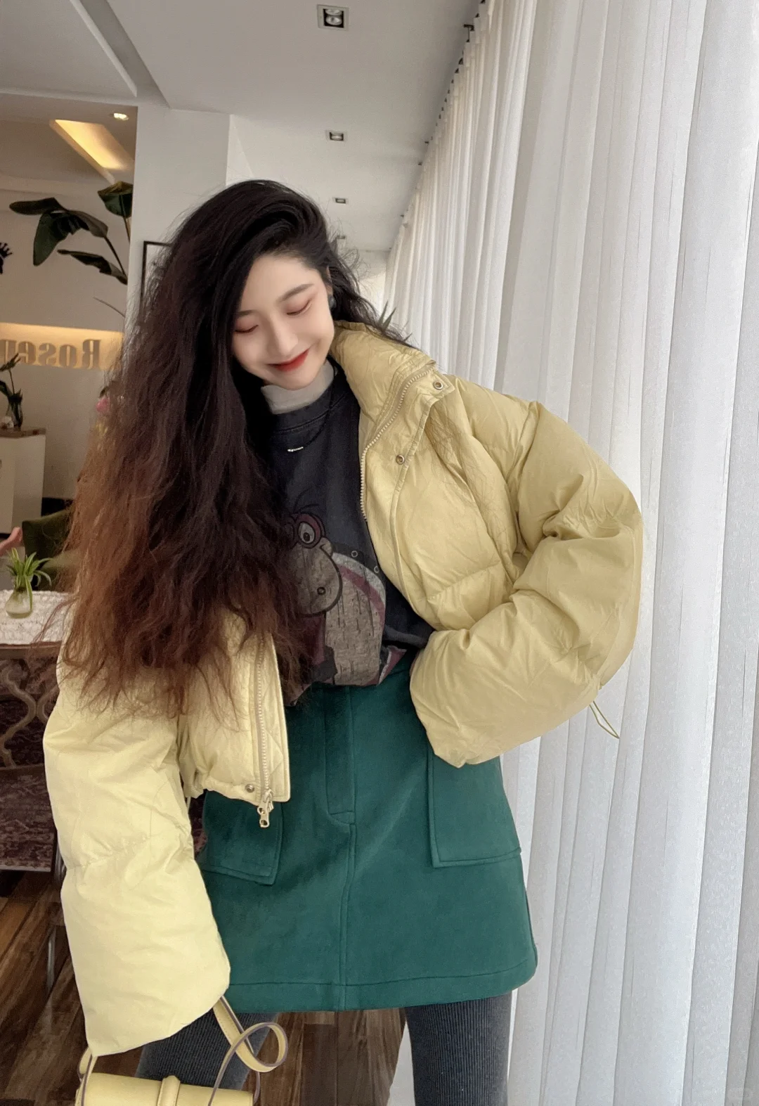 近期一些有色彩的穿搭/冬季羽绒服显瘦穿搭