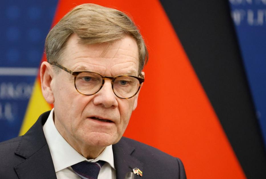 北约分裂倒计时？德外长急访美欧，硬刚特朗普格陵兰野心
 
特朗普放话动武夺取格陵