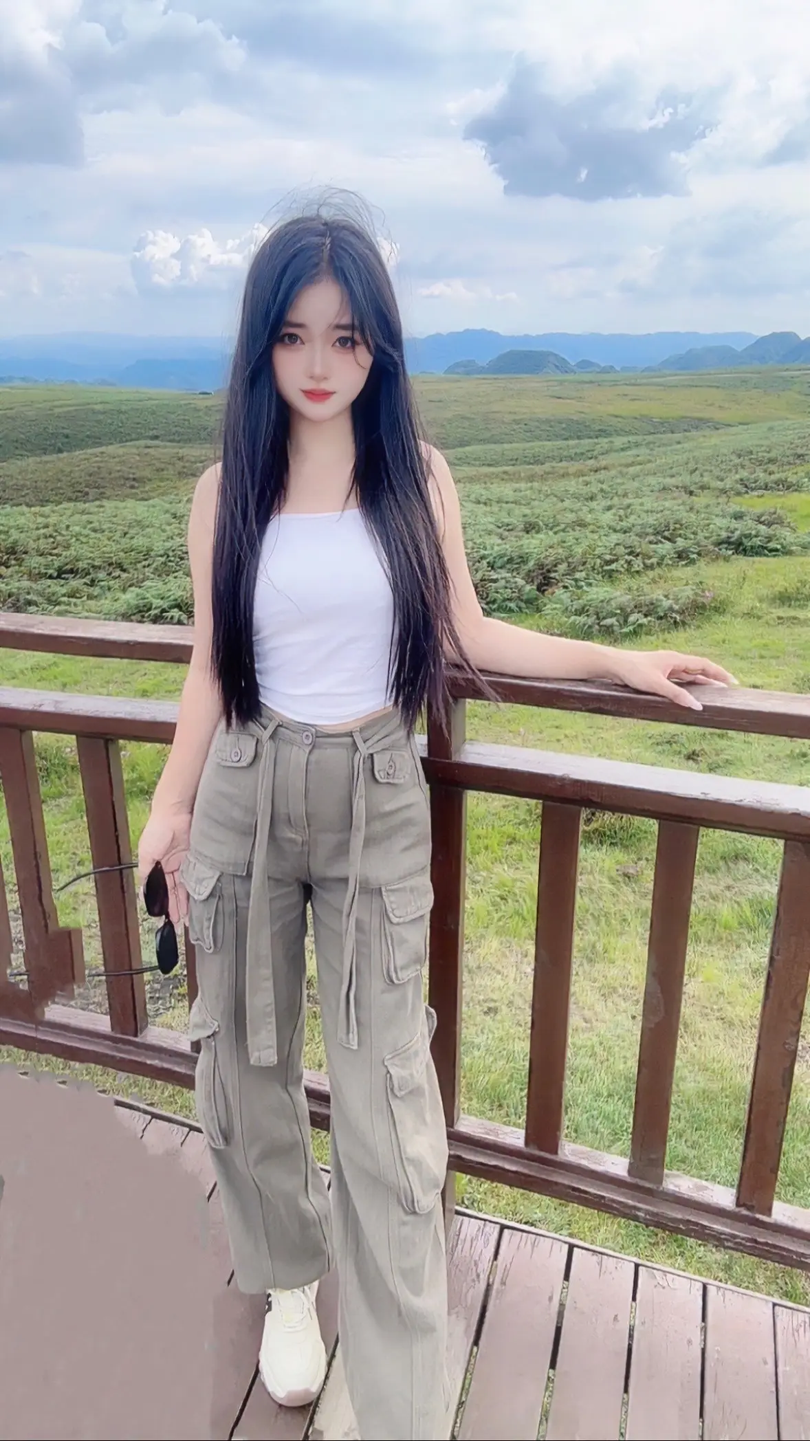 当一个男人负债累累，穷困落魄时，哪怕你人品再好，再顾家，再善良。别说爱...