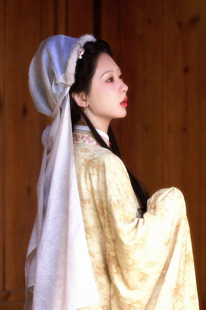 杨紫家业 杨紫李祯 “喜欢你是一场未完待续的电影  爱意是主角  爱意不退场 ”