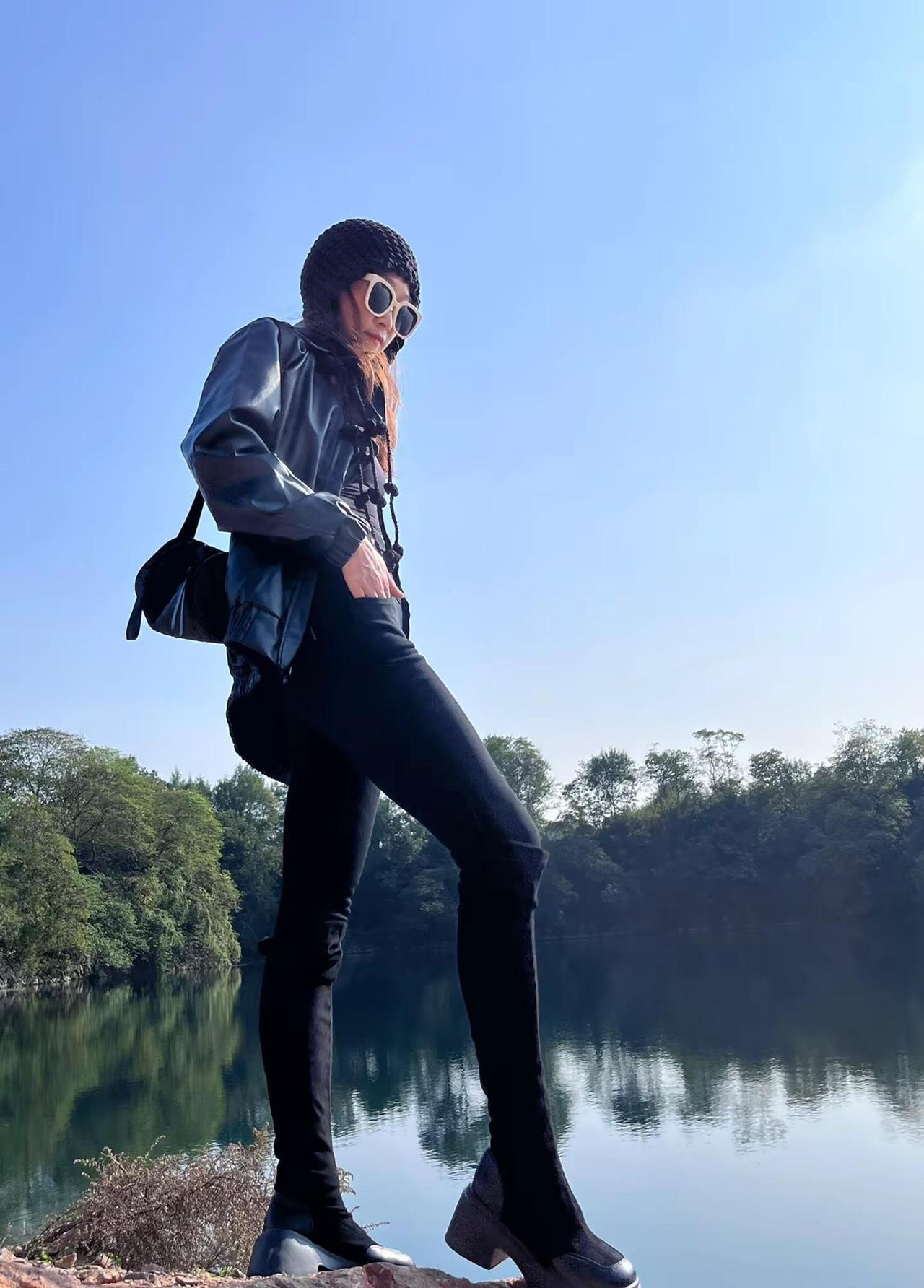 “带着好心情  去开启十一月的小惊喜” 人生处处是风景