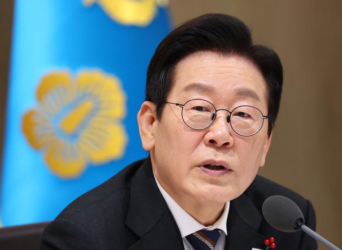 李在明是要“造反”了，他强硬表态"国家就要靠国家自己守护，为什么要依赖别人？"，