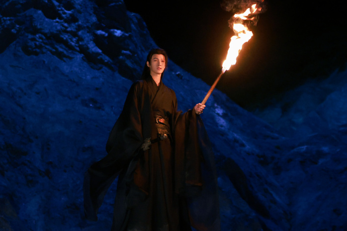 李昀锐《江湖夜雨十年灯》花絮图大放送，慕正扬帅成这样