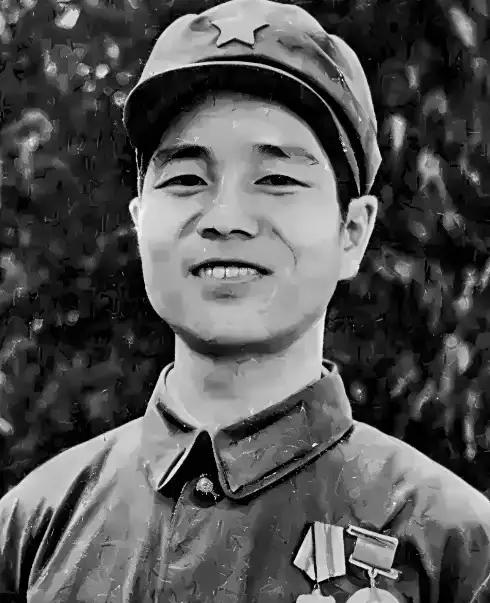1978年3月，九江的“打架大王”刘勇被父母塞进了部队。这年他20岁，浑身上下写