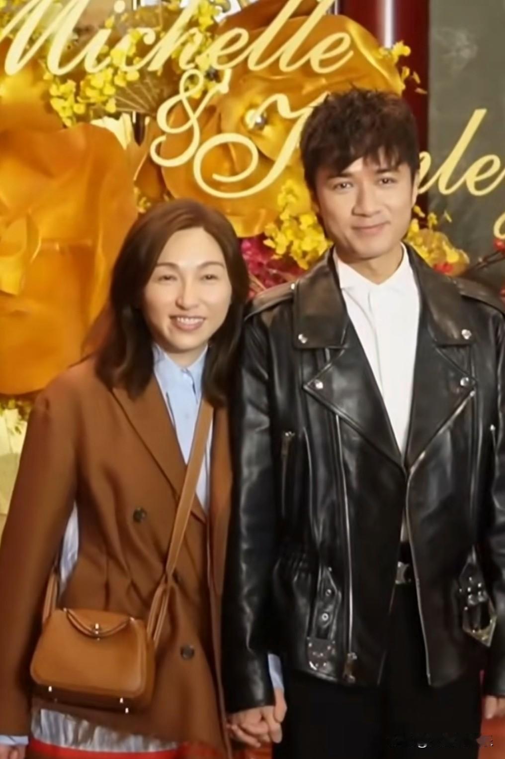 53岁古巨基喜得贵子，以为他娶的也是小娇妻，没想到媳妇比他还大4岁。

57岁还