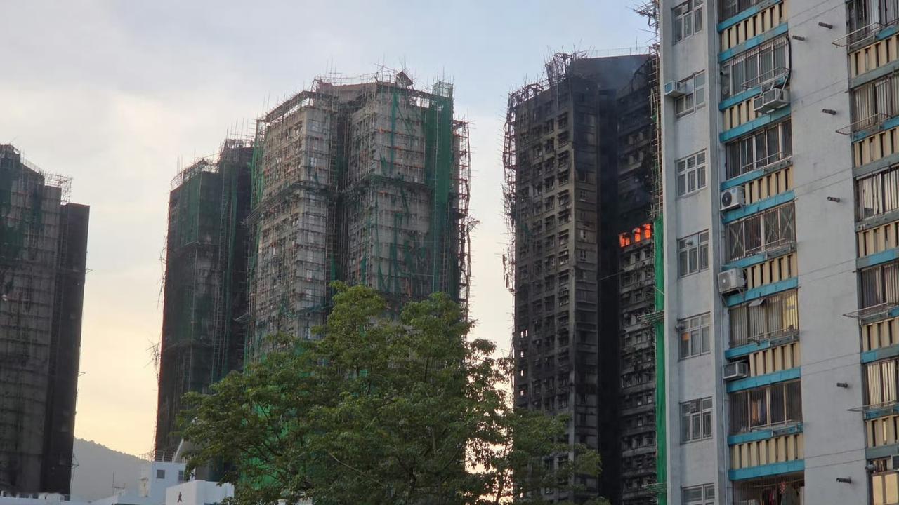 94条生命的逝去，该敲响香港建筑安全的警钟了
 
谁能想到，香港大埔宏福苑的一场