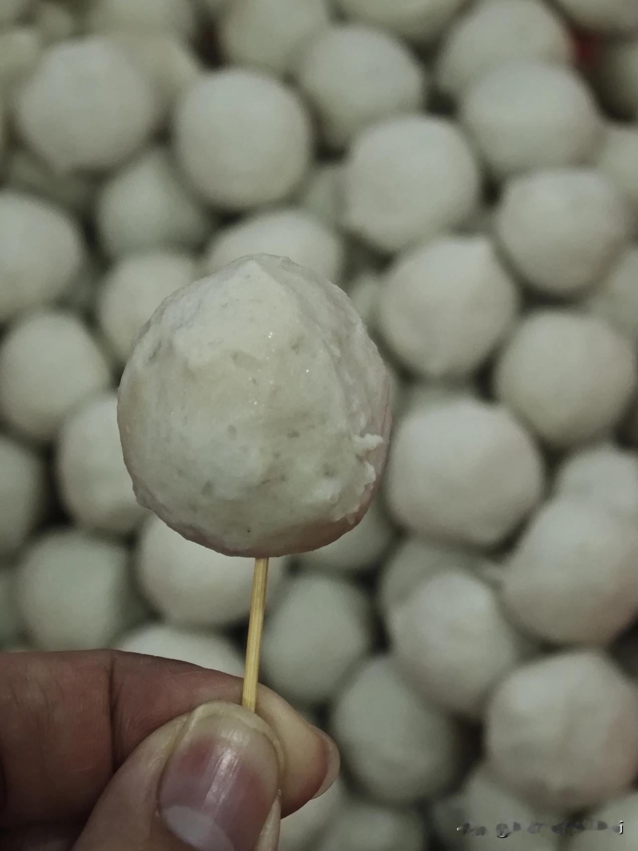 ✅ 新鲜现打，热乎出炉
✅ 20元/斤，买一斤送半斤（实得1.5斤）
✅ 折合1