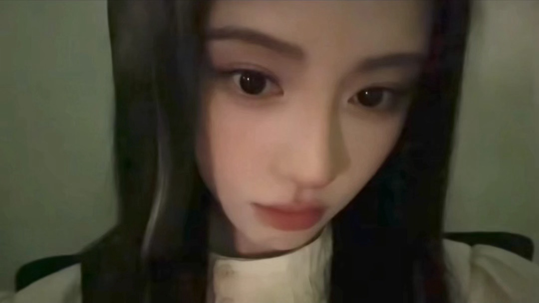 月鳞绮纪[超话]  我的点赞变成了鞠婧祎 不信你试试 ​​​