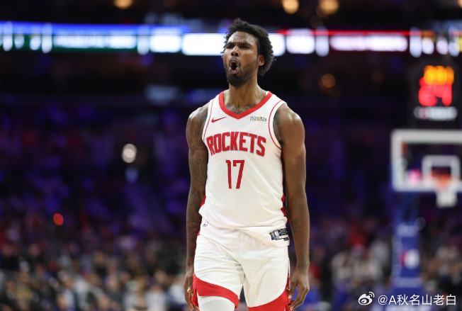 火箭今日117-95大胜老鹰，赛后，火箭主帅乌度卡接受媒体采访。谈到伊森替补出战