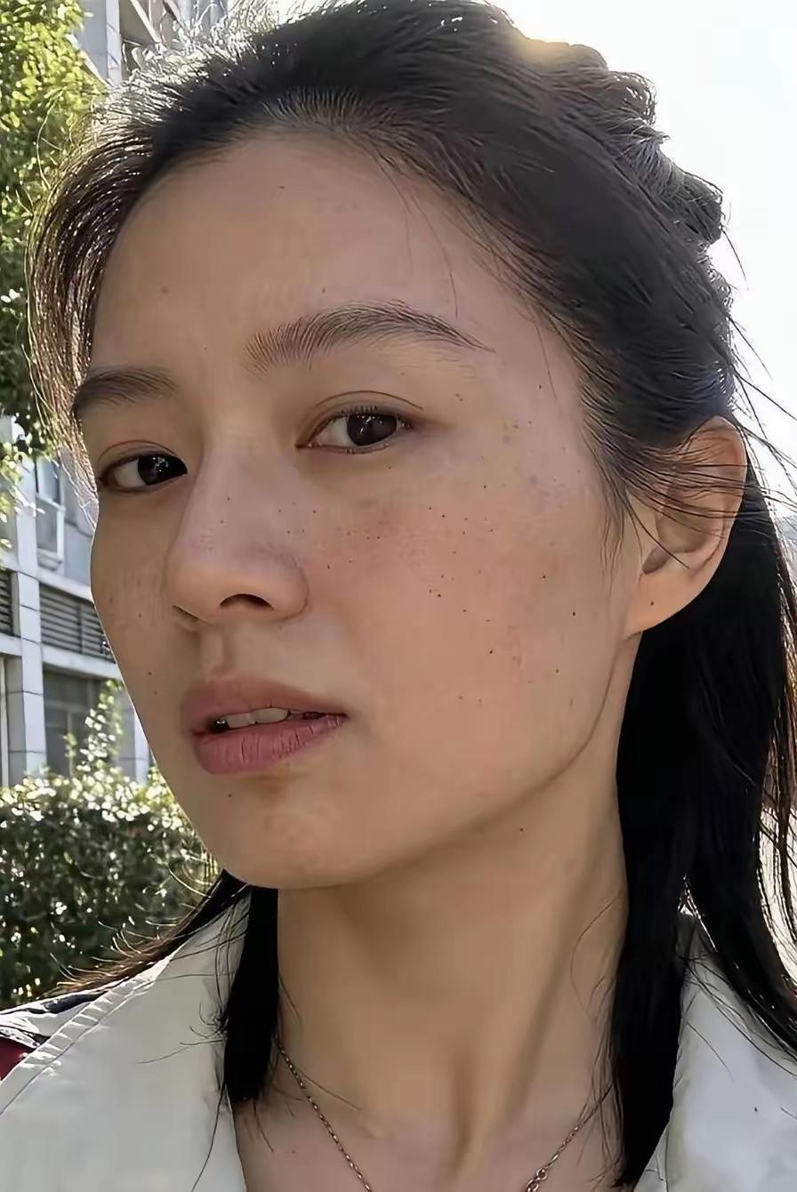 到了这个年纪，真不敢看镜子里的自己！