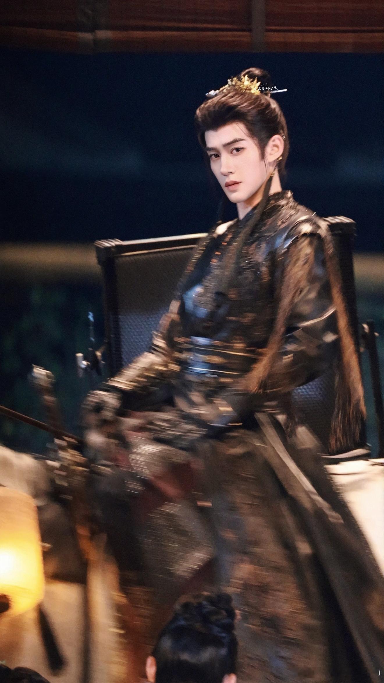 李现邓为王星越为爱奇艺悦享会打call期待邓为百妖谱！ ​​​